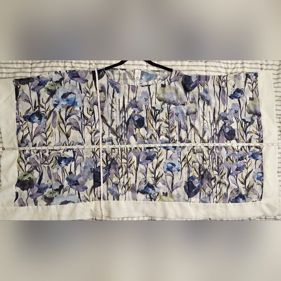 Wynne Layer's - Picture 7 of 7